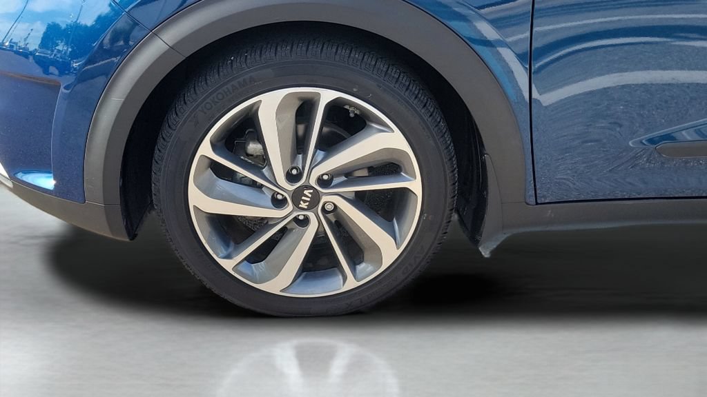 Used 2019 Kia Niro Touring FWD image 27