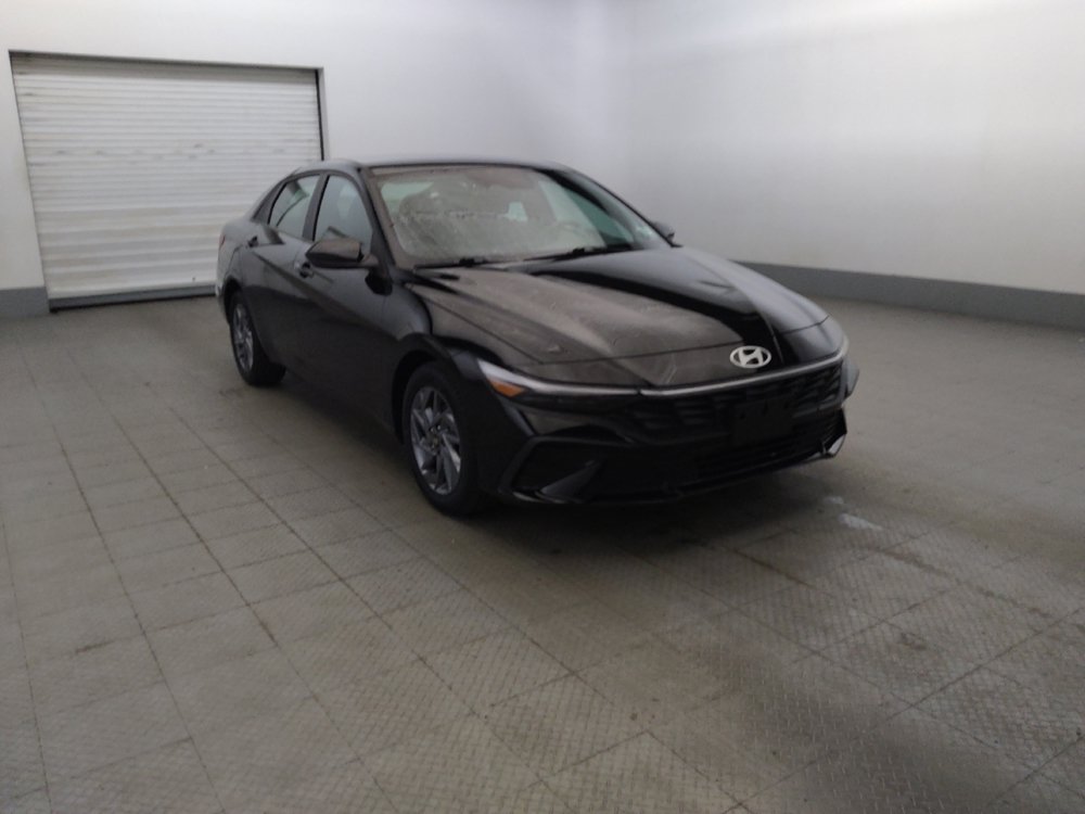 Used 2024 Hyundai Elantra SEL FWD image 13