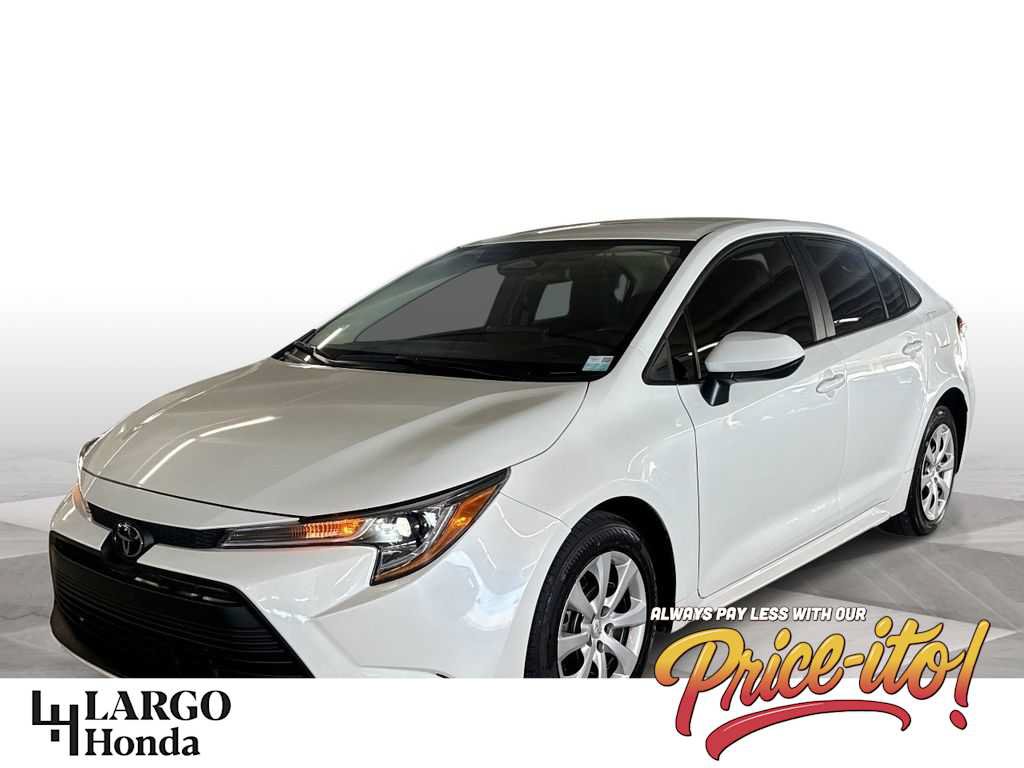 Used 2025 Toyota Corolla LE
