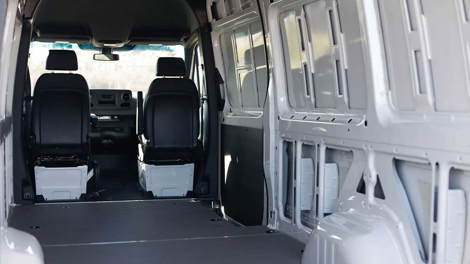 New 2025 Mercedes-Benz Sprinter 2500 image 21