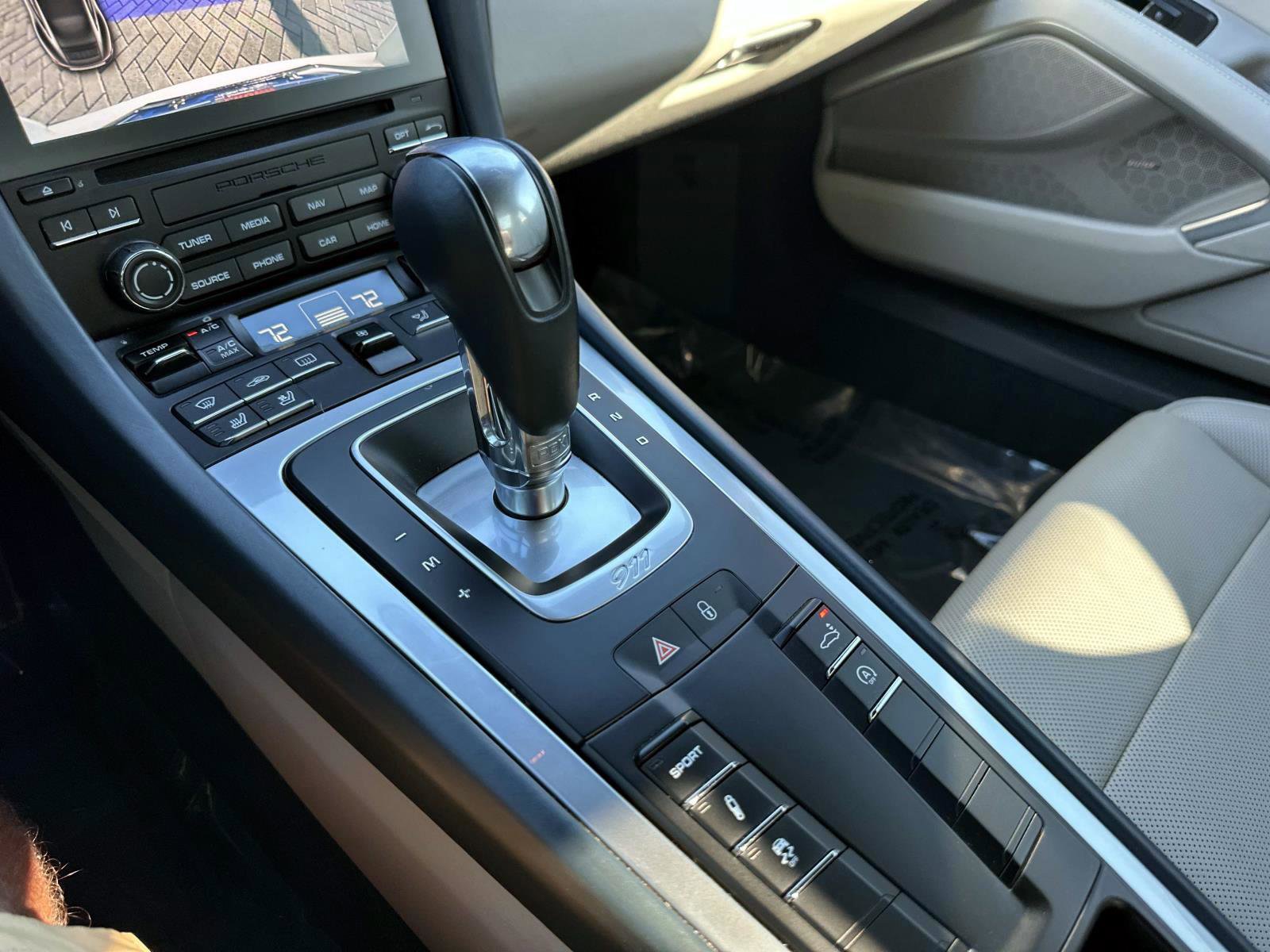 Used 2017 Porsche 911 Carrera 4S image 21