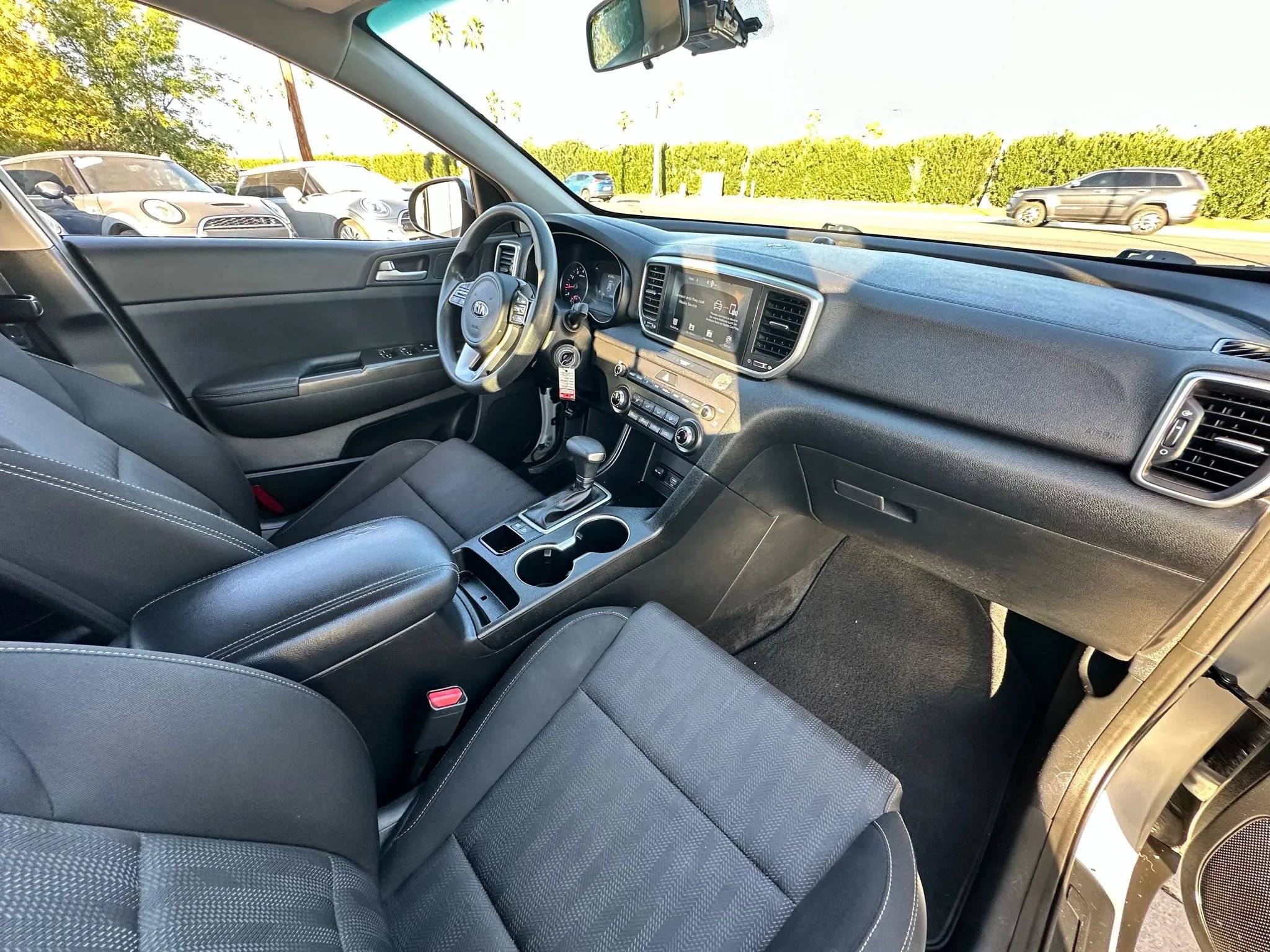 Used 2020 Kia Sportage LX image 15