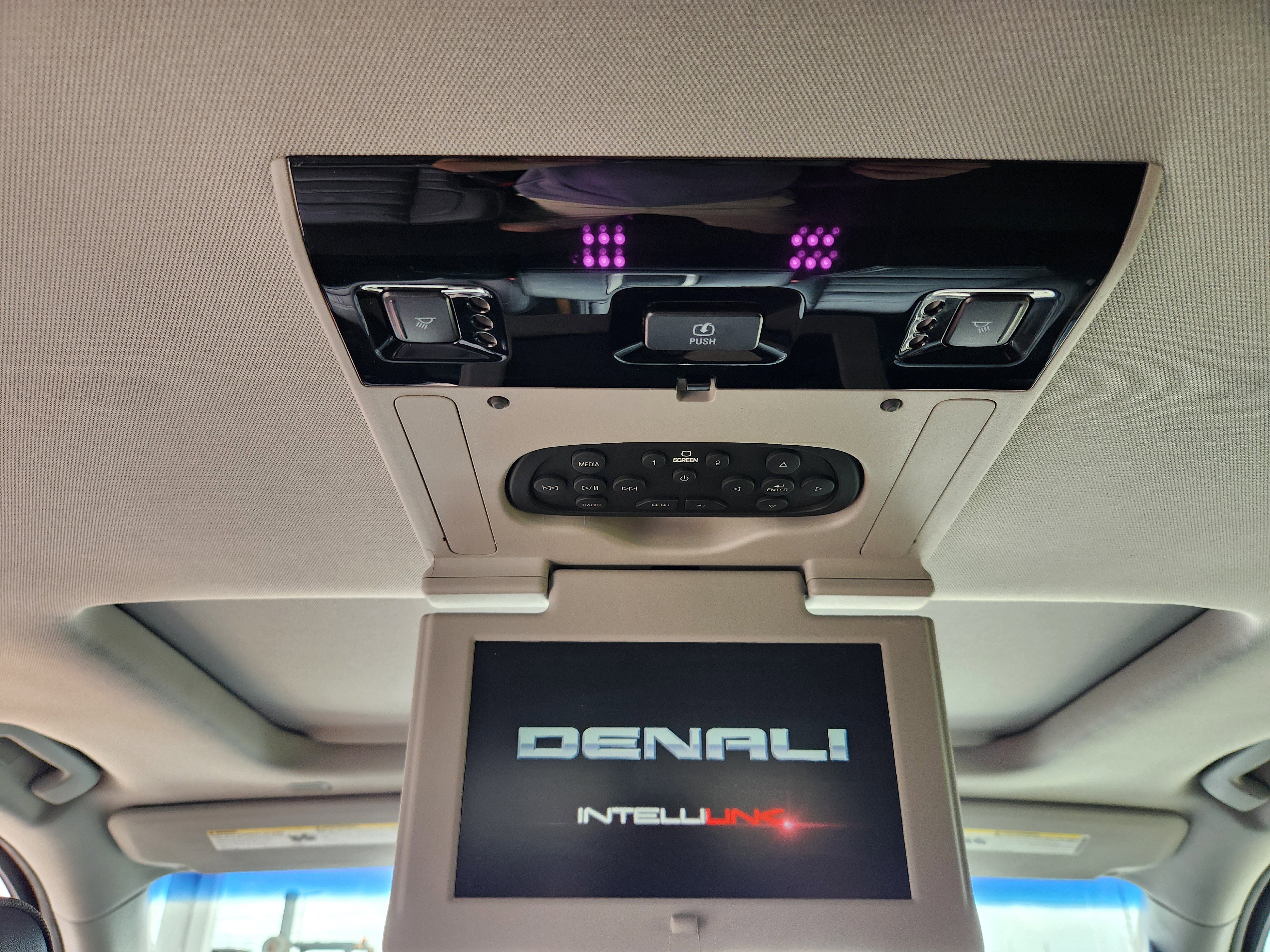 Used 2019 GMC Yukon Denali w/ Denali Ultimate Package RWD image 26