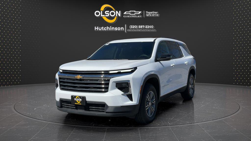 Used 2025 Chevrolet Traverse LT image 17