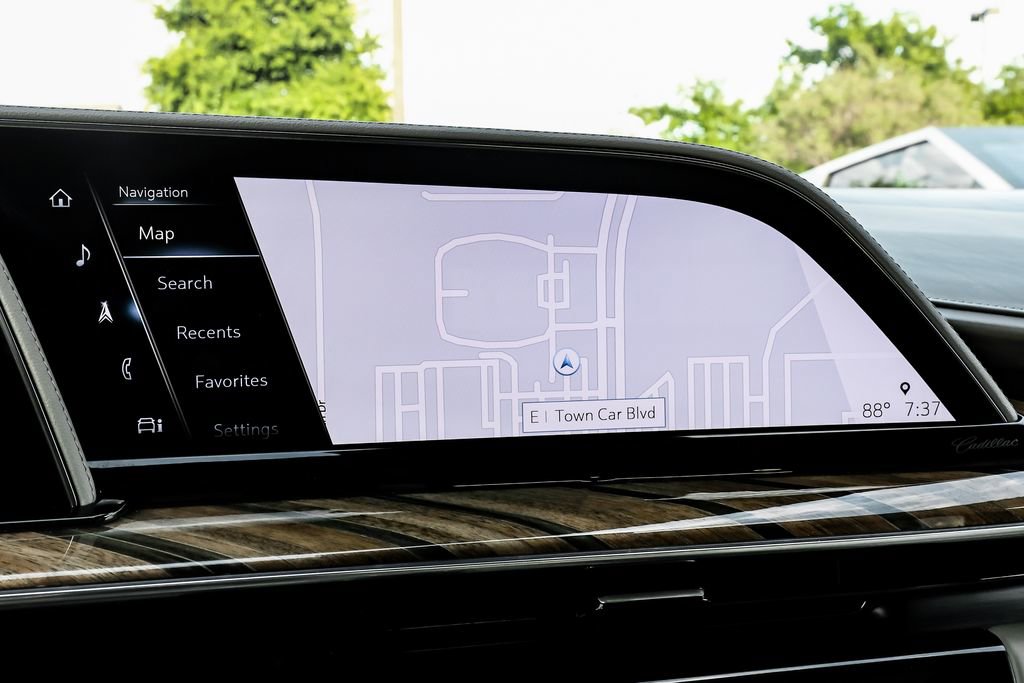 Used 2023 Cadillac Escalade Sport Platinum w/ LPO, ONYX Package image 21