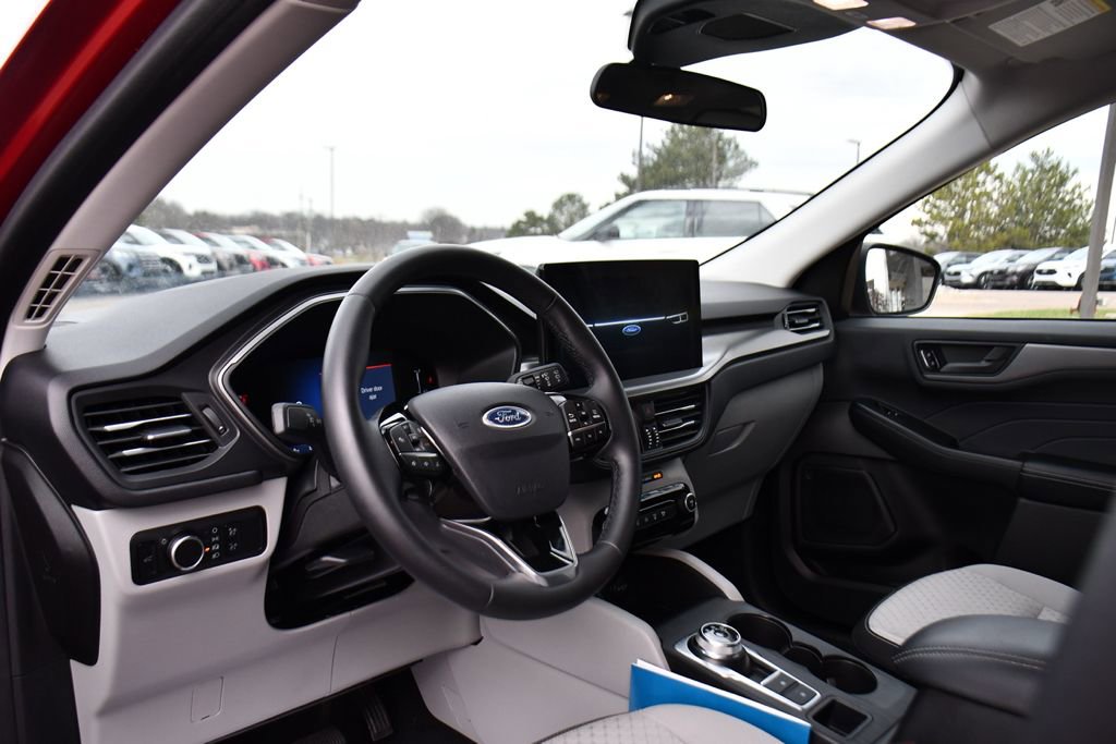 Used 2023 Ford Escape Active w/ Tech Pack #1 image 11