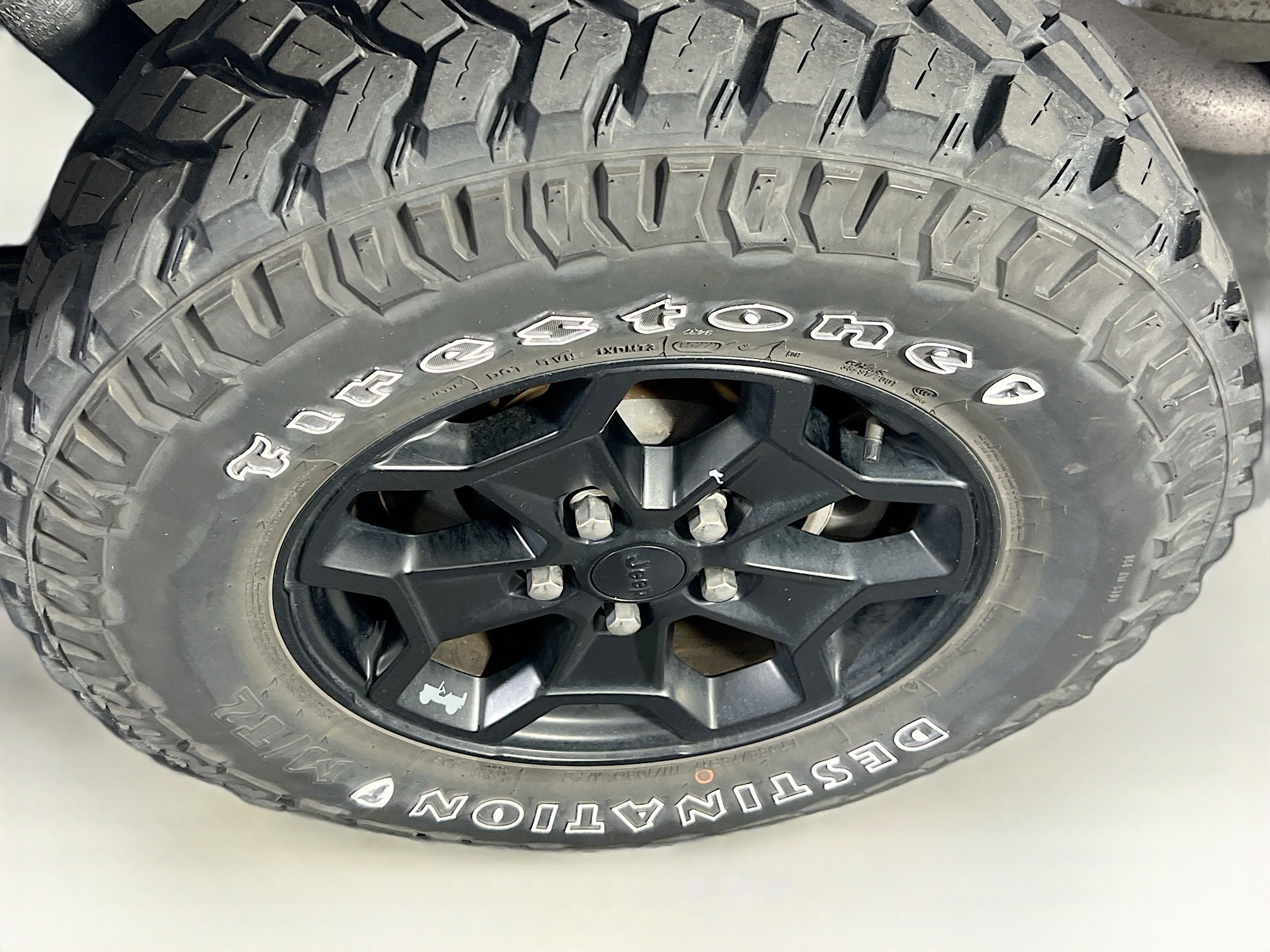 Used 2022 Jeep Gladiator Willys image 27