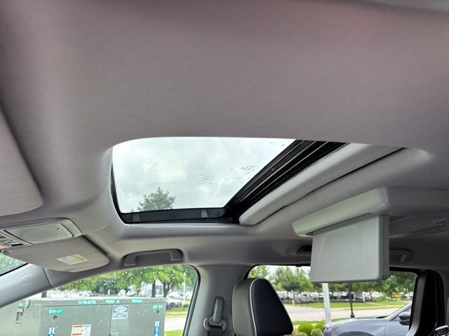 Used 2024 Honda Odyssey Elite image 25