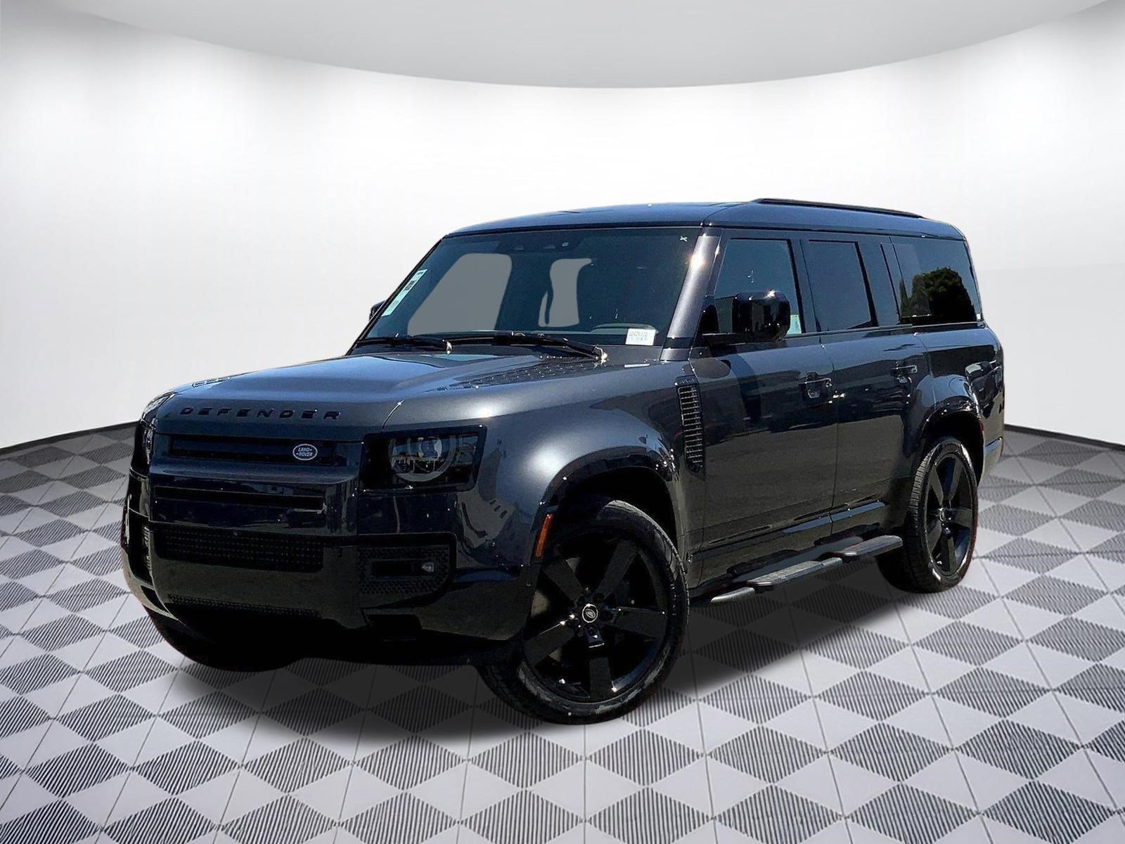 New 2025 Land Rover Defender 130 X-Dynamic SE