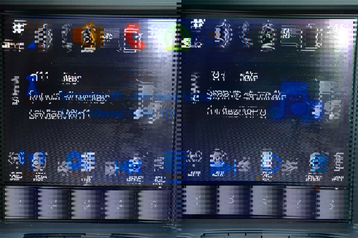 Used 2019 Chevrolet Corvette Stingray Coupe w/ 3LT Preferred Equipment Group image 26