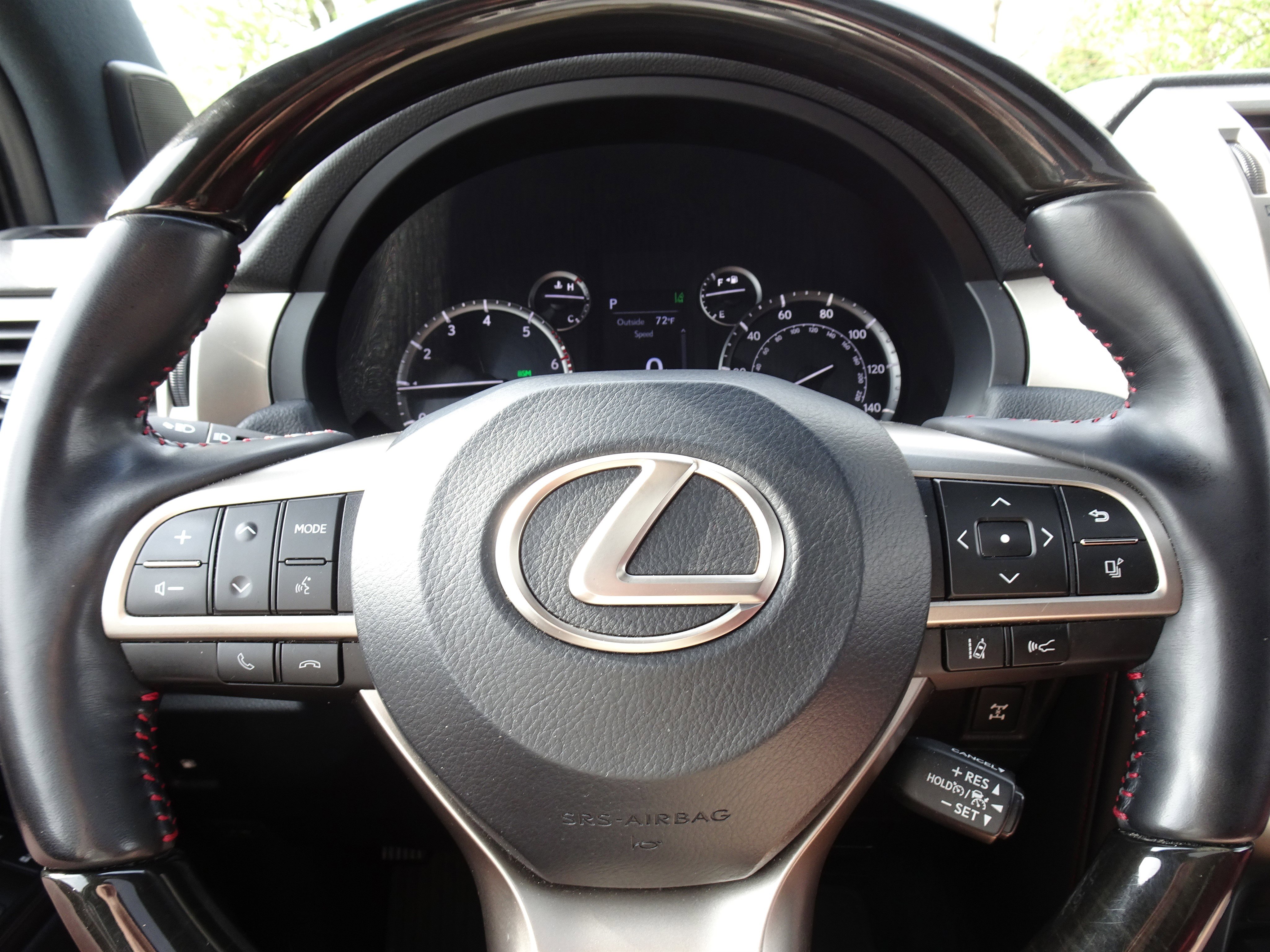 Used 2021 Lexus GX 460 Premium w/ Accessory Package AWD/4WD image 32