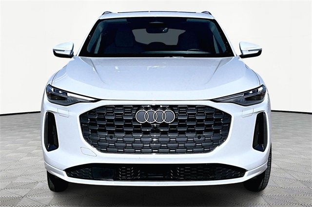 Used 2025 Audi Q5 Premium Plus w/ Premium Plus image 3