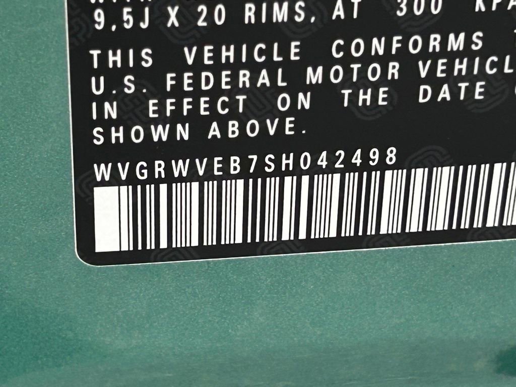 New 2025 Volkswagen ID. Buzz Pro S Plus image 45