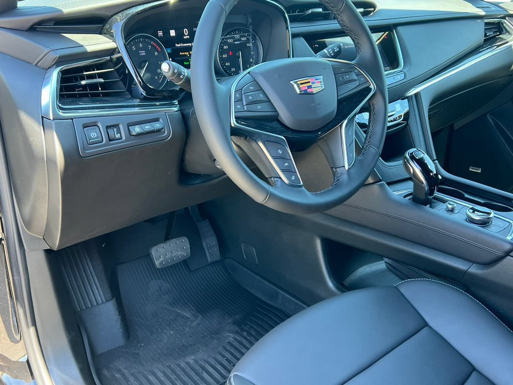 New 2026 Cadillac XT5 Premium Luxury w/ Driver Assist Package AWD/4WD image 18