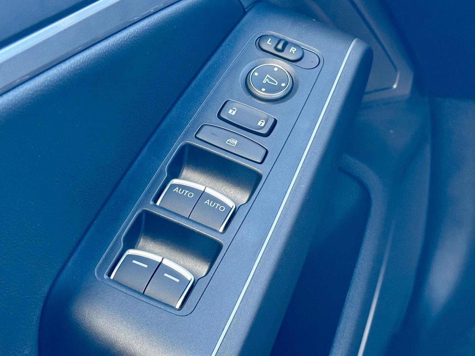 Certified 2025 Acura Integra A-Spec image 23