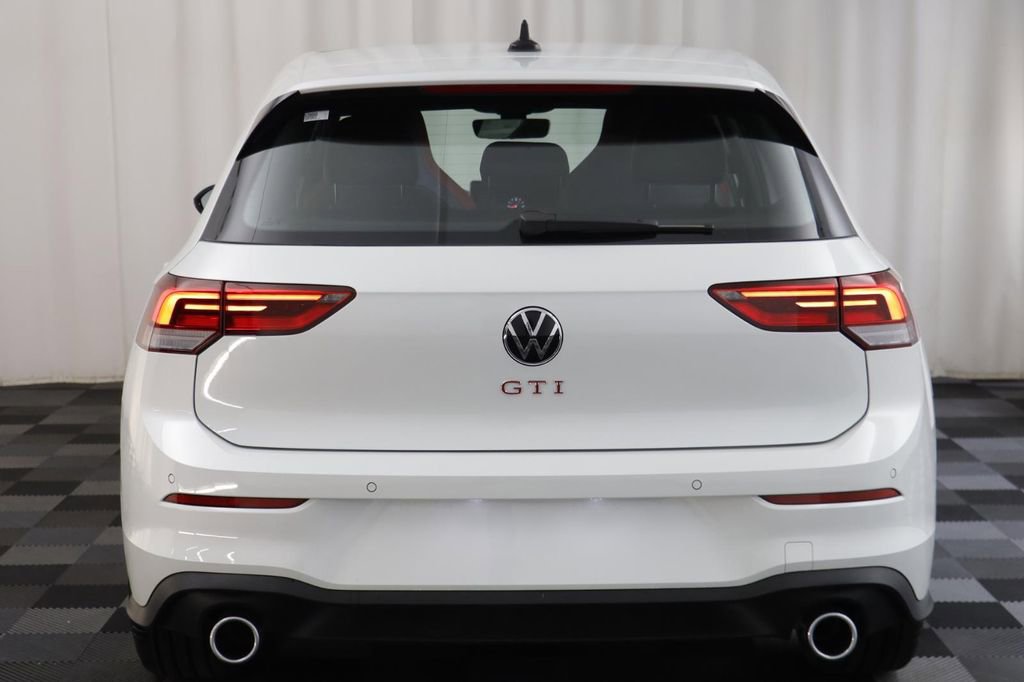 New 2026 Volkswagen GTI SE FWD image 16