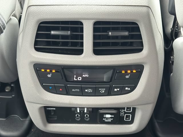 Certified 2022 Honda Pilot Touring image 20