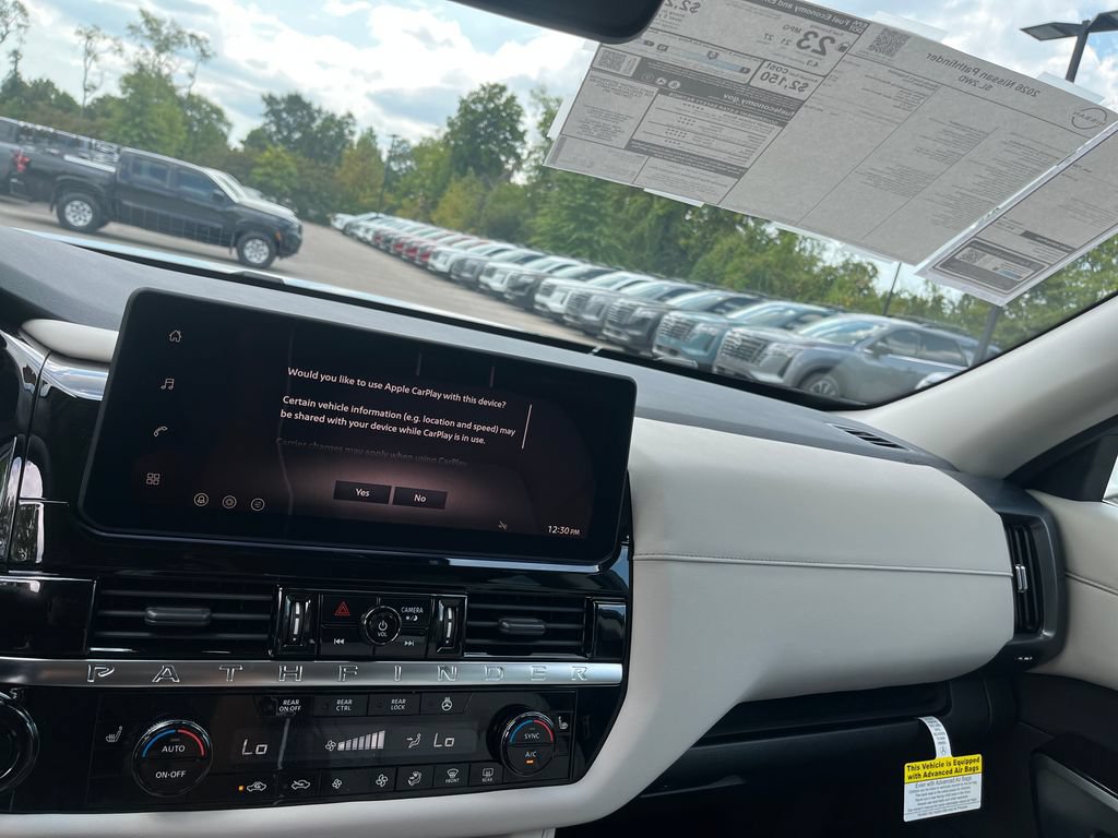 New 2026 Nissan Pathfinder SL FWD image 15