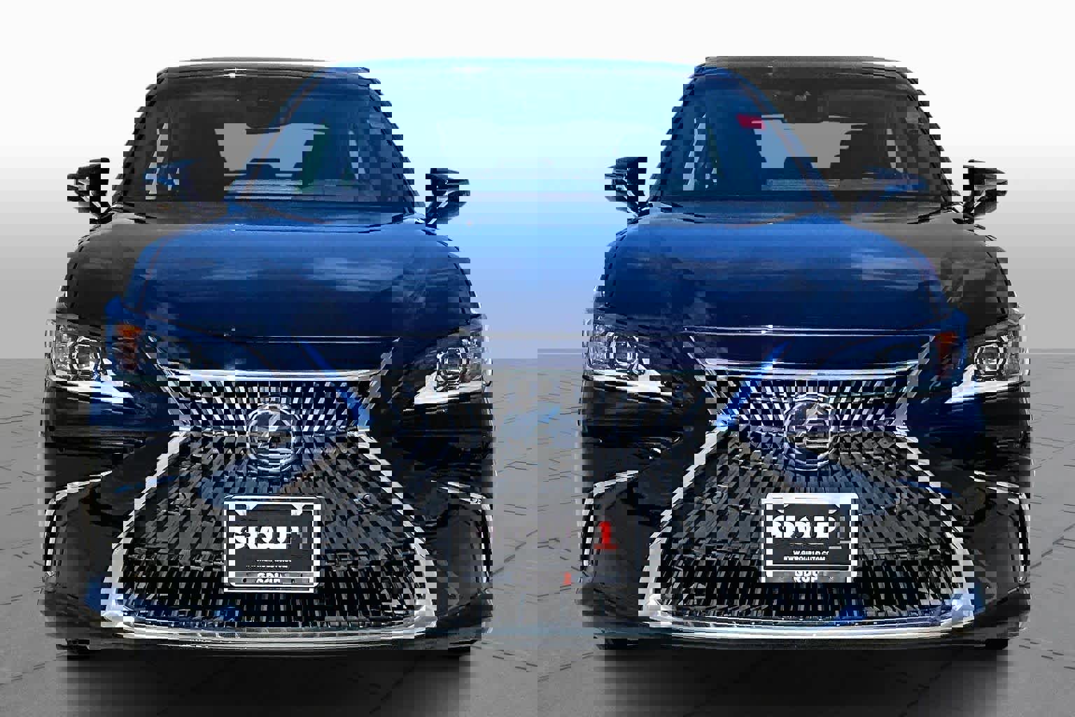 Used 2024 Lexus ES 350 Luxury w/ Technology Package image 4