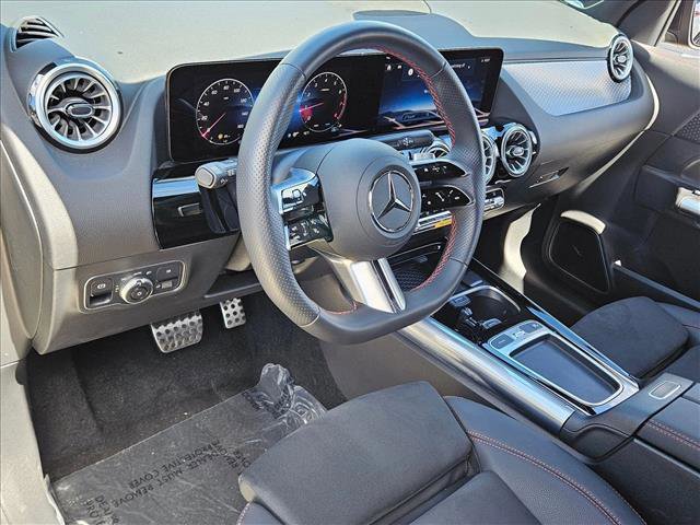 Used 2025 Mercedes-Benz GLA 250 image 10