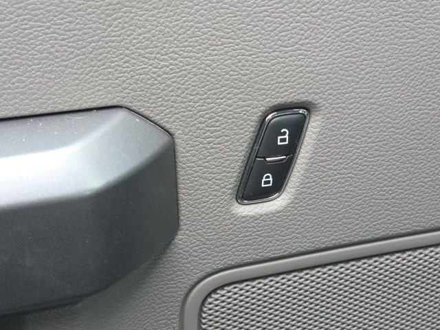 Used 2018 Ford F150 XLT w/ Equipment Group 302A Luxury image 24