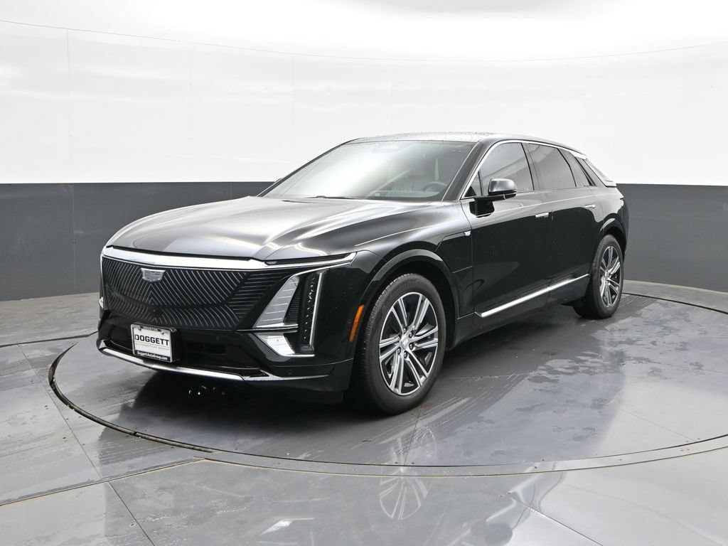 Used 2024 Cadillac Lyriq Luxury w/ LPO, Floor Liner Package RWD image 1