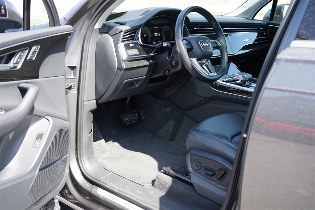 Used 2024 Audi Q7 3.0T Premium Plus image 13