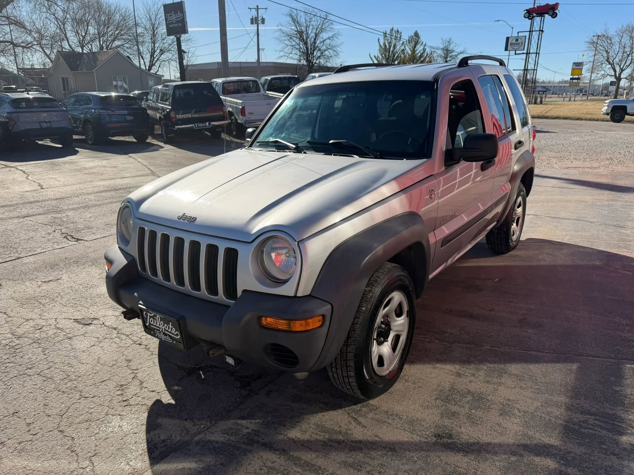 Used 2004 Jeep Liberty Sport w/ PWR Convenience Group AWD/4WD image 4
