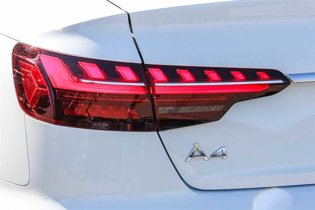 Used 2022 Audi A4 2.0T Premium Plus w/ Premium Plus Package image 11