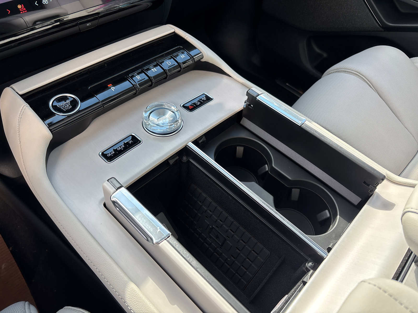 New 2026 Lincoln Navigator L Reserve image 23