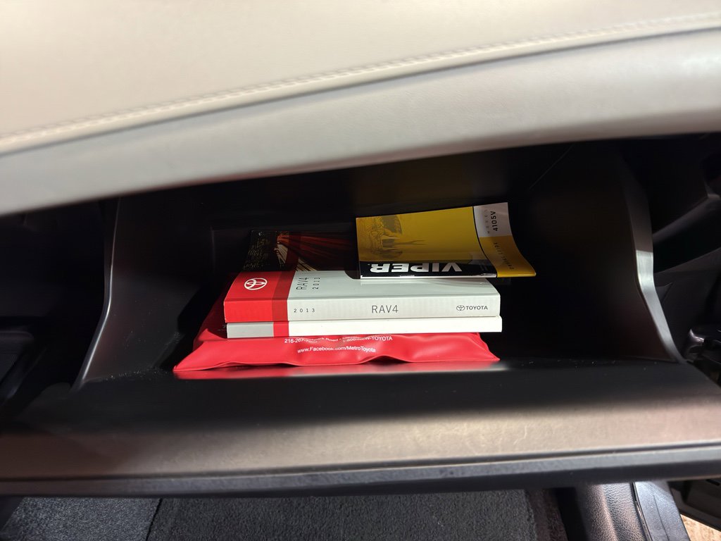 Used 2013 Toyota RAV4 LE image 23