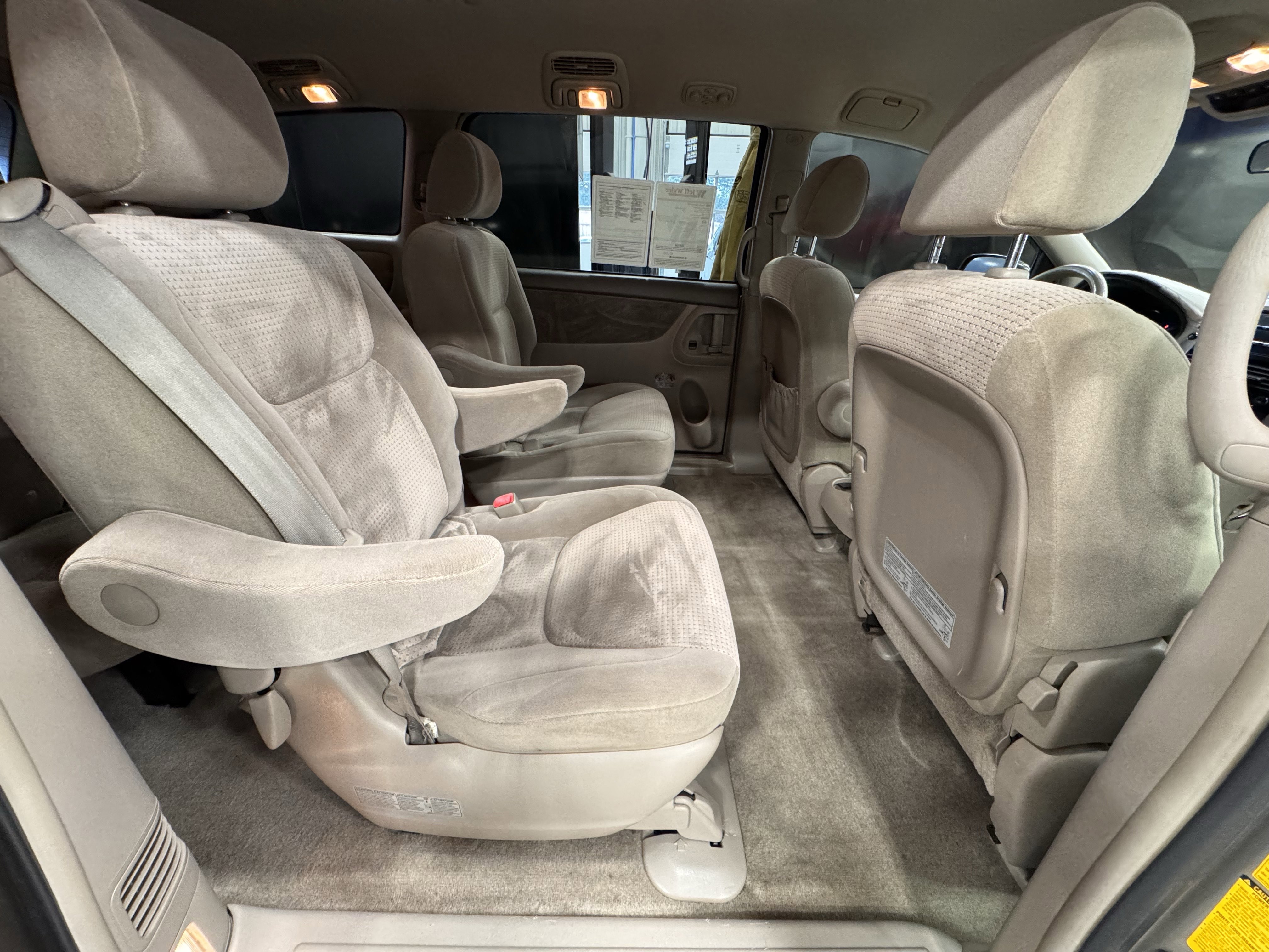 Used 2008 Toyota Sienna LE image 27