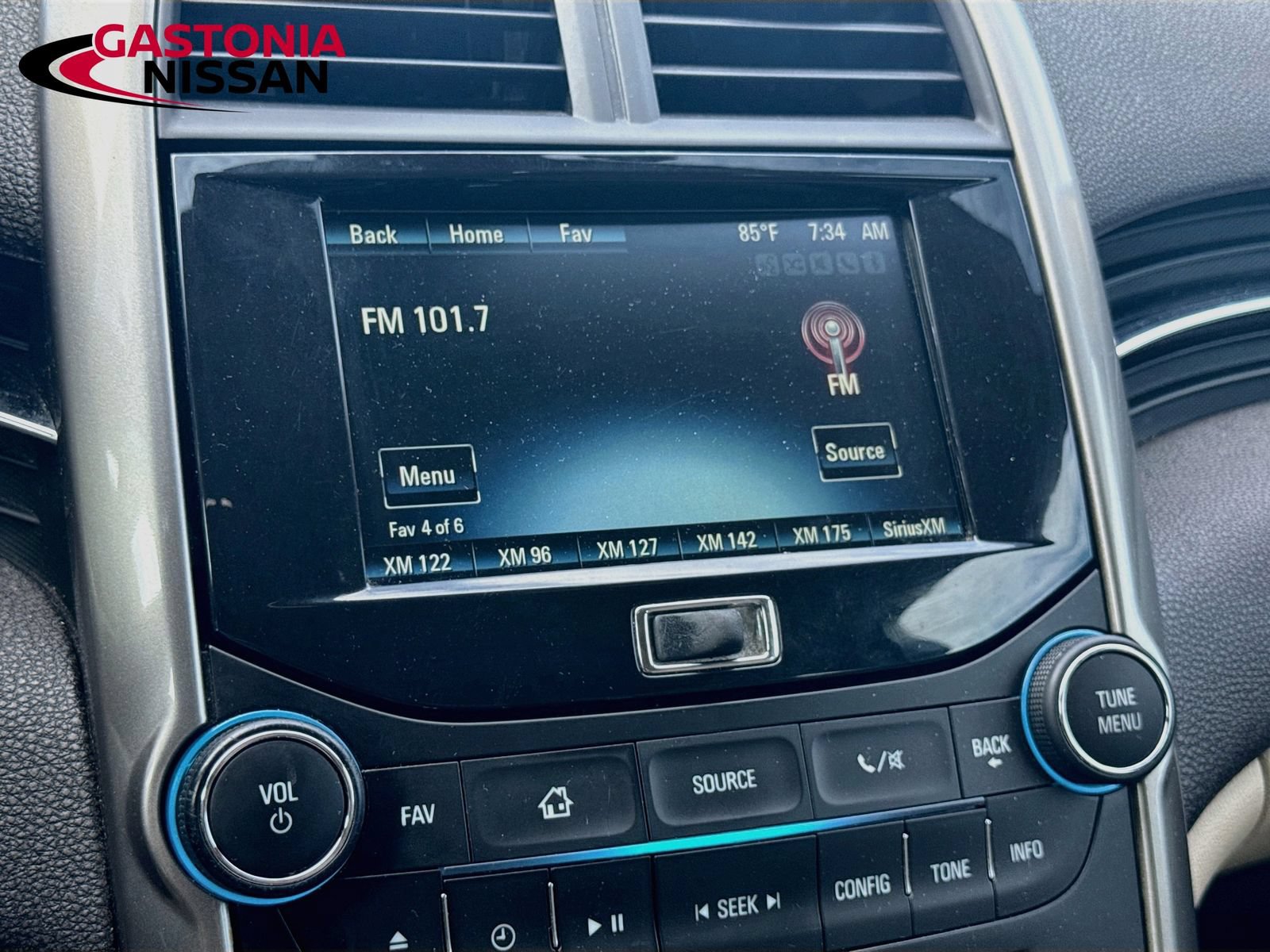 Used 2015 Chevrolet Malibu LT w/ Power Convenience Package FWD image 17