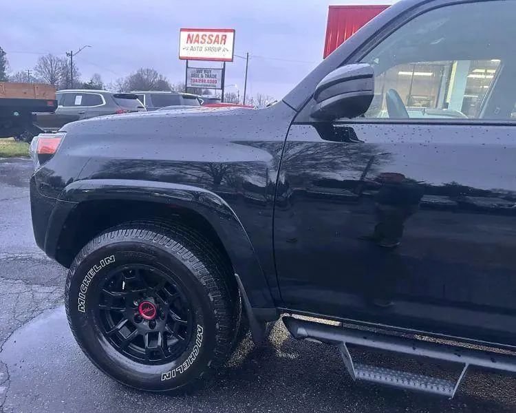 Used 2021 Toyota 4Runner TRD Pro AWD/4WD image 9