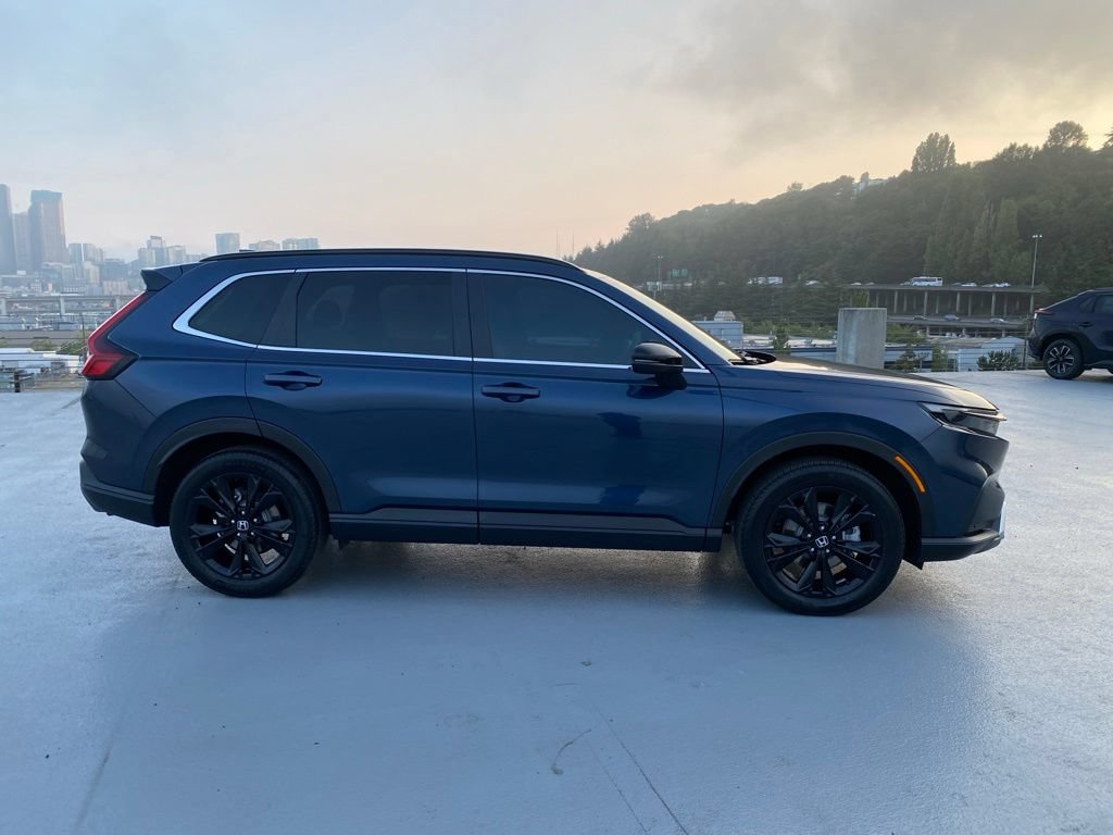 Certified 2024 Honda CR-V Sport Touring image 3