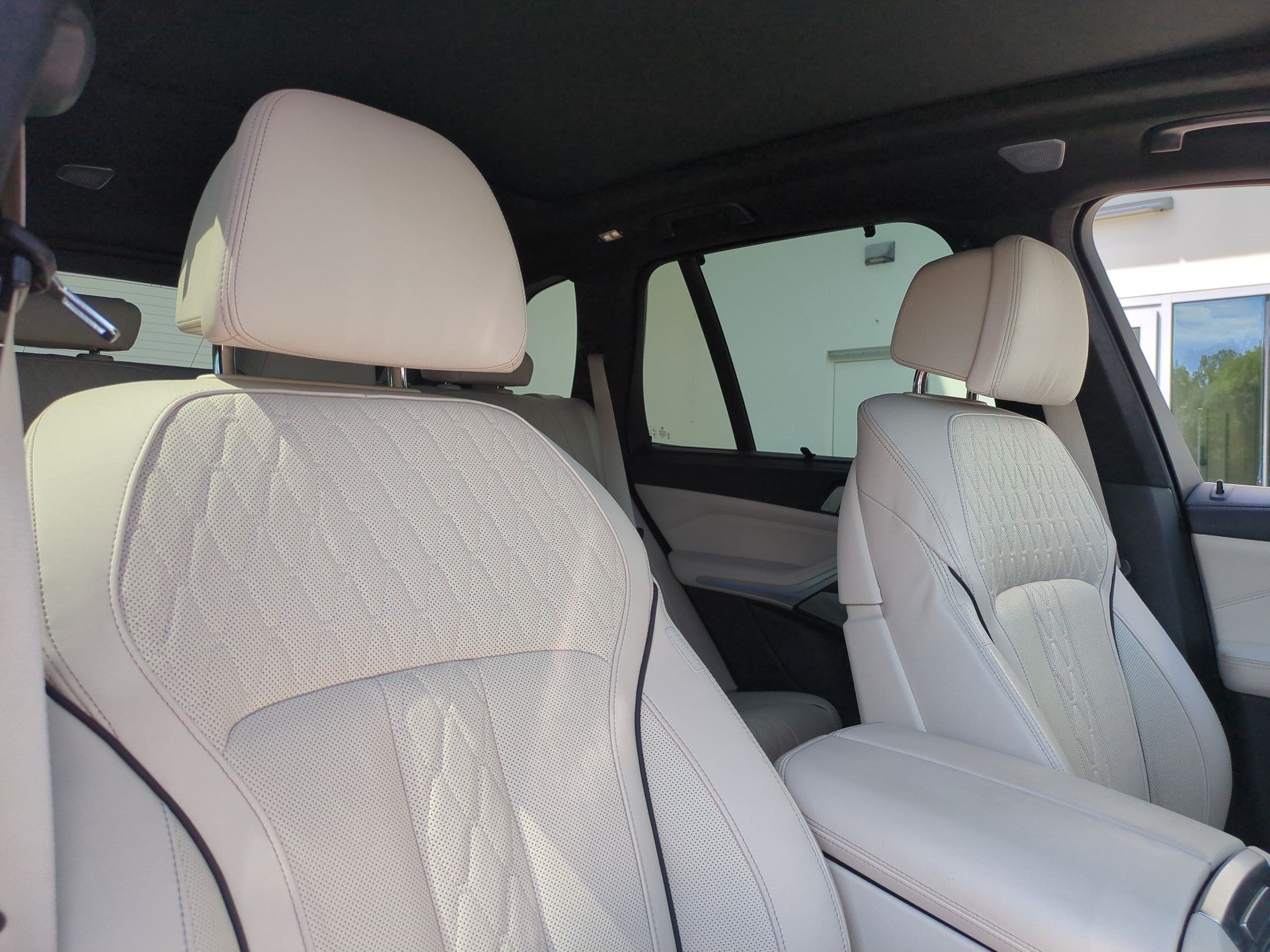 Used 2022 BMW X5 M50i w/ Executive Package AWD/4WD image 33