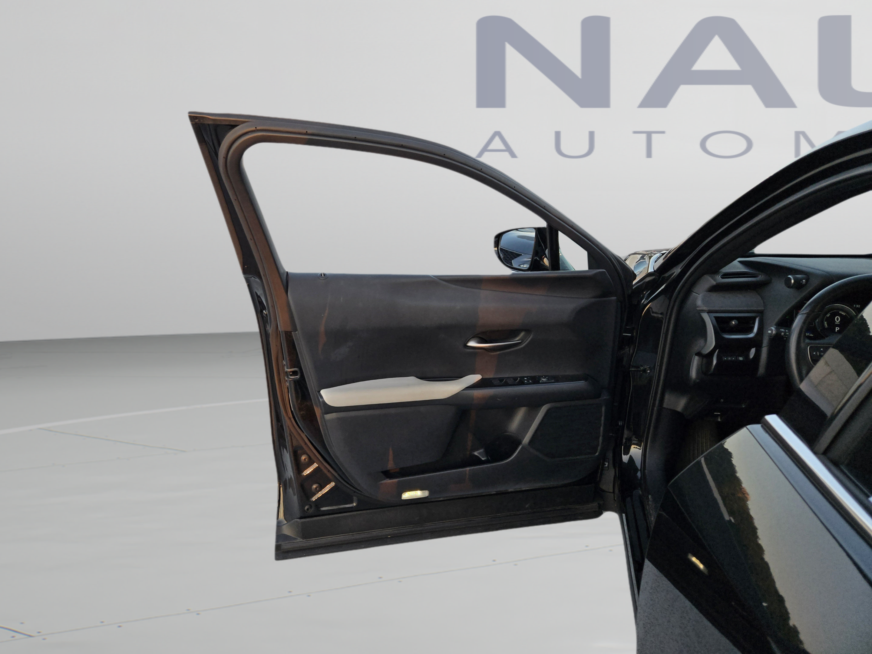 Certified 2024 Lexus UX 250h FWD image 7