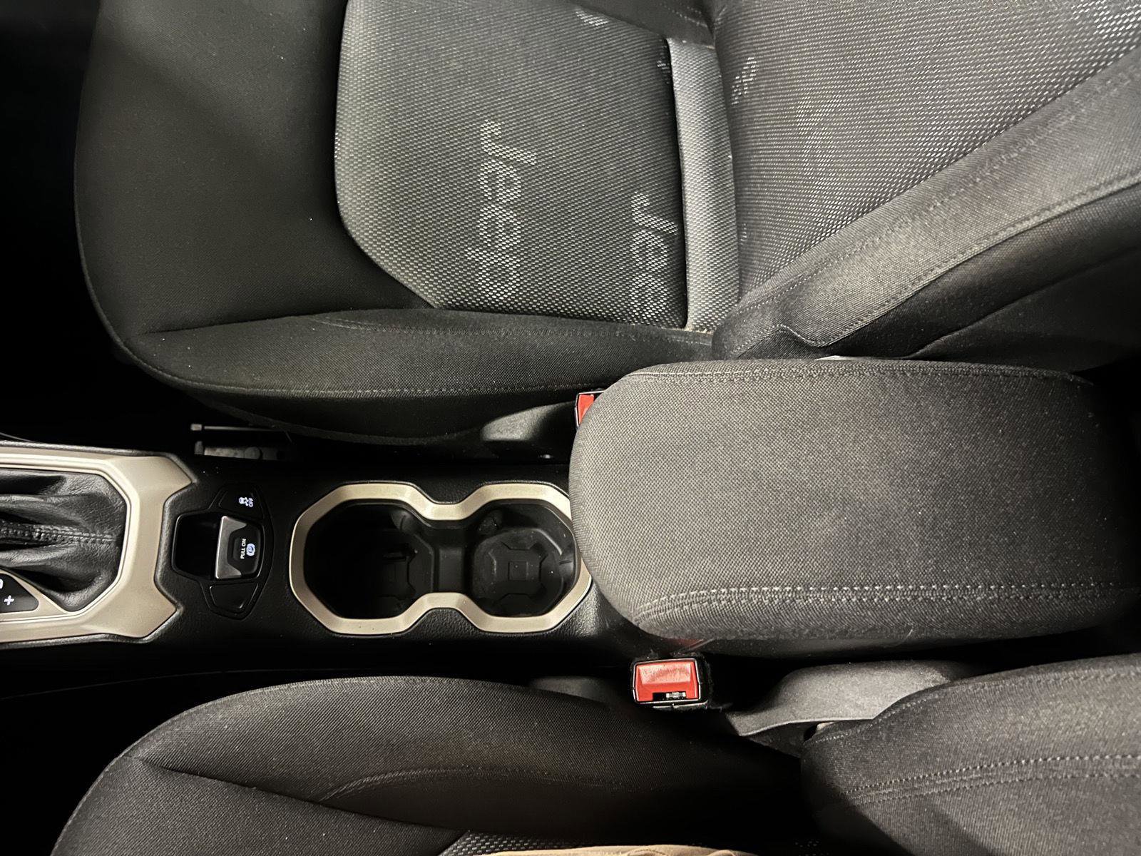 Used 2017 Jeep Renegade Sport w/ Power & Air Group image 23