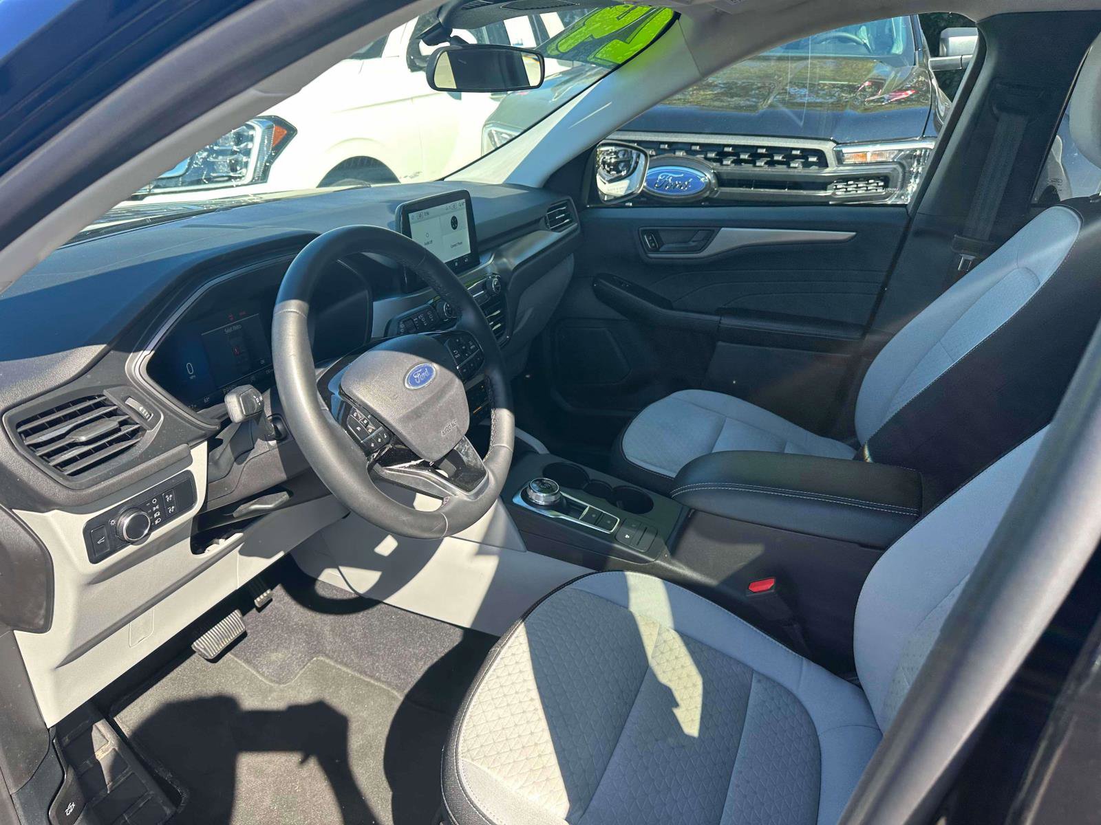 Used 2024 Ford Escape Active image 14