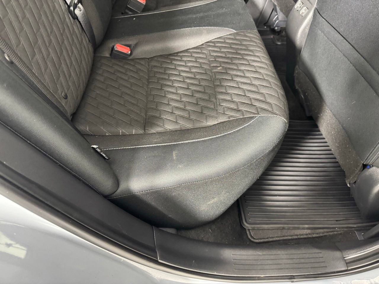 Used 2021 Nissan Kicks SV image 27