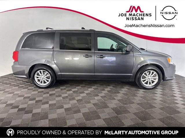 Used 2018 Dodge Grand Caravan SXT FWD image 4