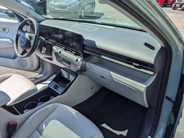 Used 2024 Hyundai Kona Limited FWD image 20