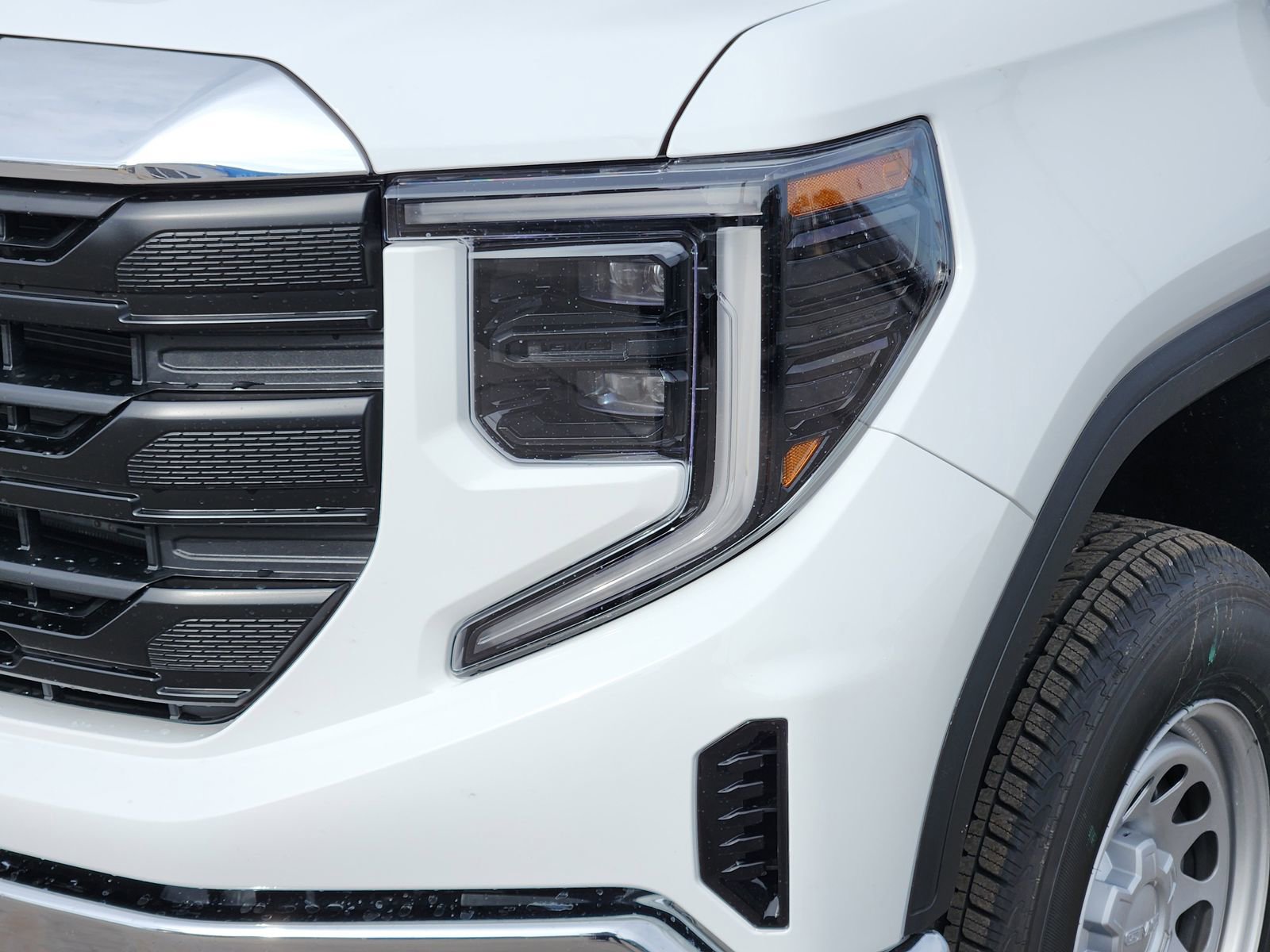 New 2026 GMC Sierra 1500 Pro w/ Pro Value Package image 11