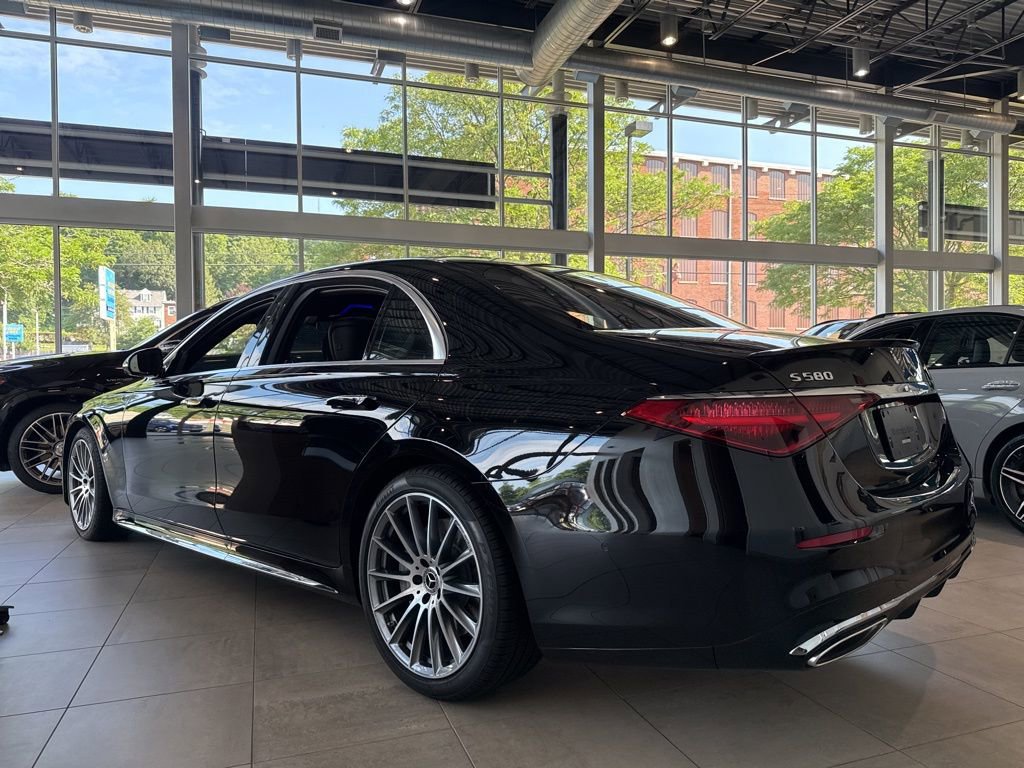 New 2025 Mercedes-Benz S 580 4MATIC Sedan image 6