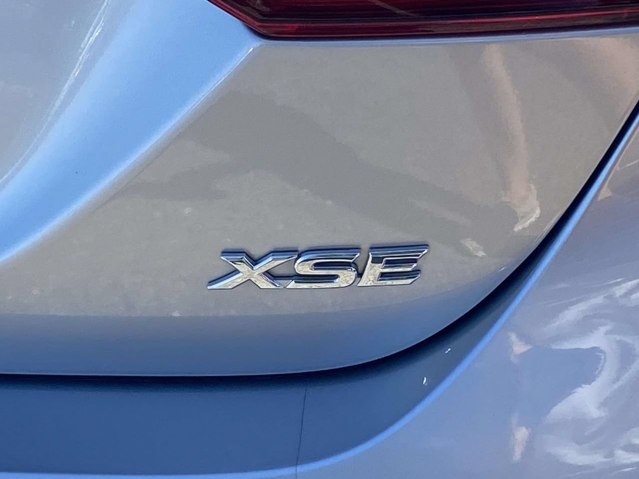 Used 2023 Toyota Camry XSE FWD image 8