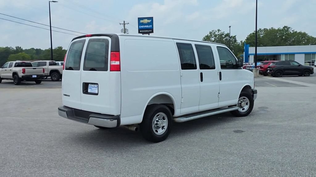 Certified 2025 Chevrolet Express 2500 w/ Driver Convenience Package RWD image 8