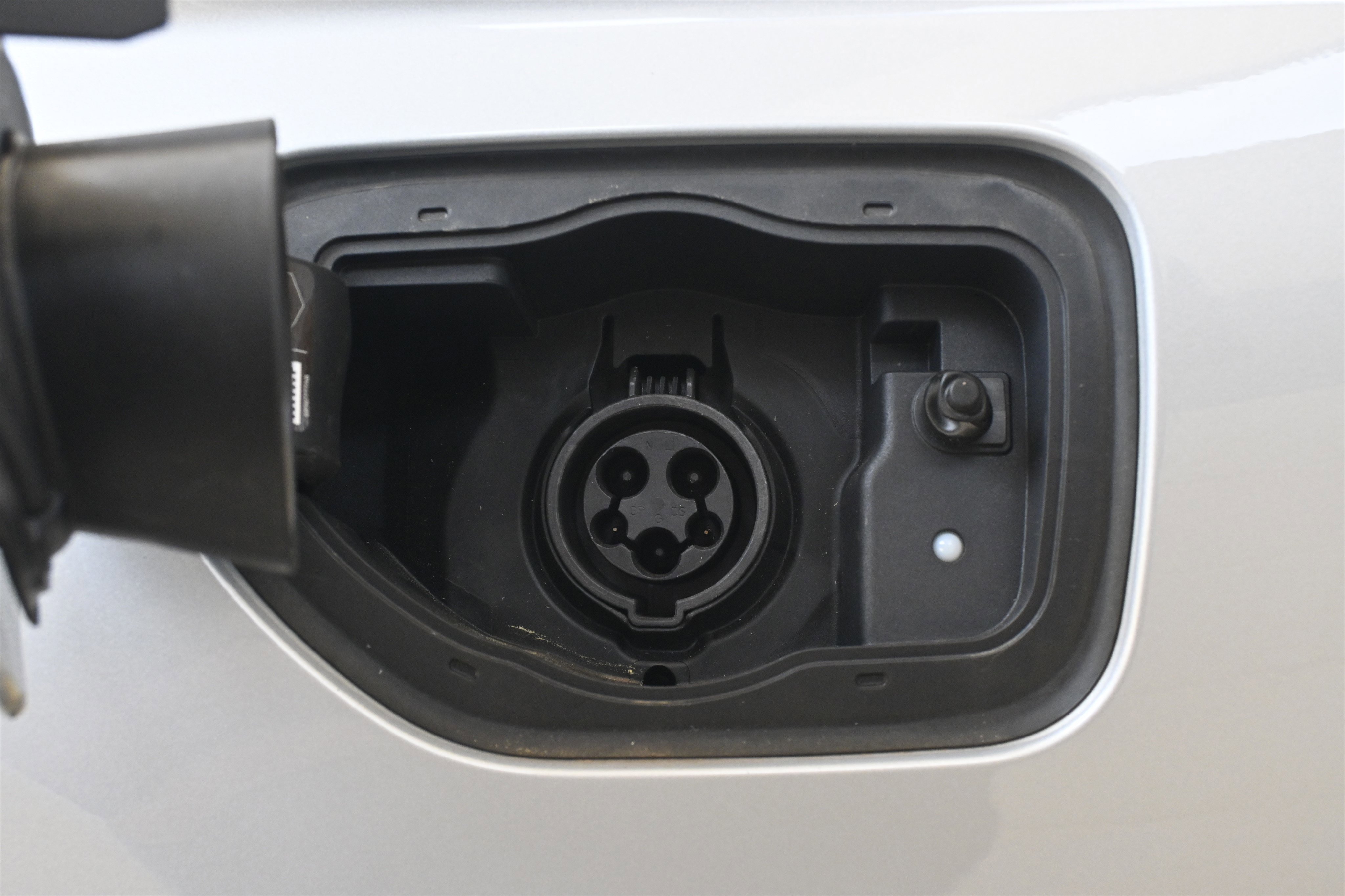 Used 2023 Jeep Grand Cherokee 4WD 4xe image 39