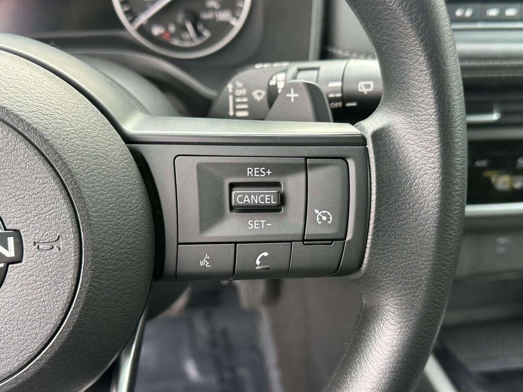 Used 2023 Nissan Rogue S FWD image 21