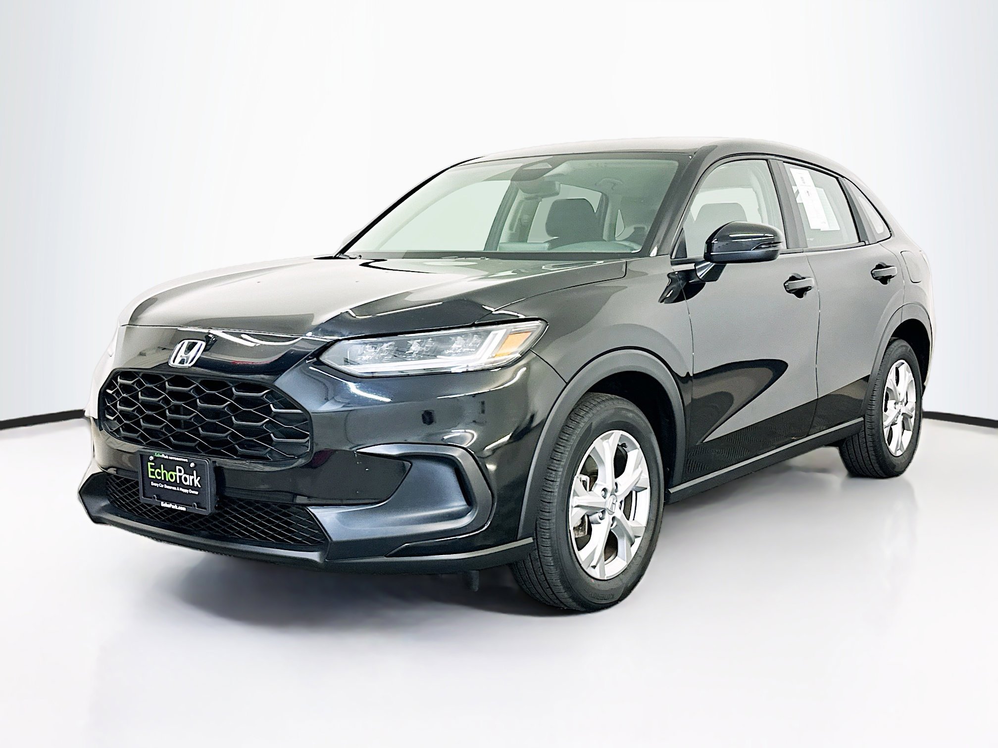 Used 2025 Honda HR-V LX image 3