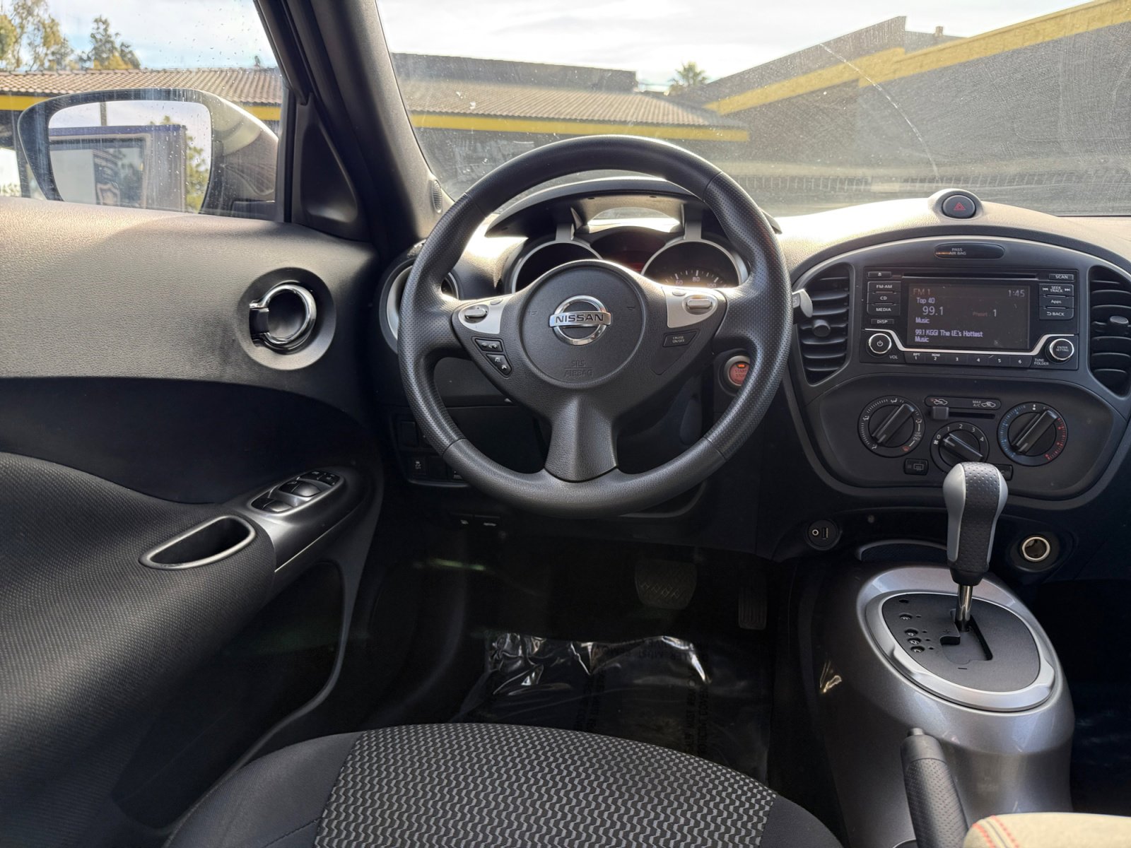 Used 2016 Nissan Juke S image 22